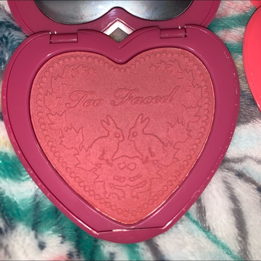 too faced blush